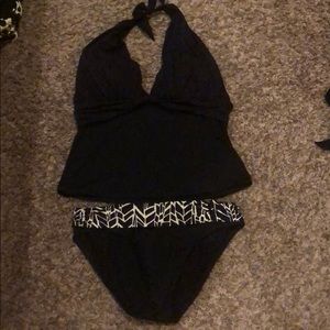 Size 14. La Blanca tankini.